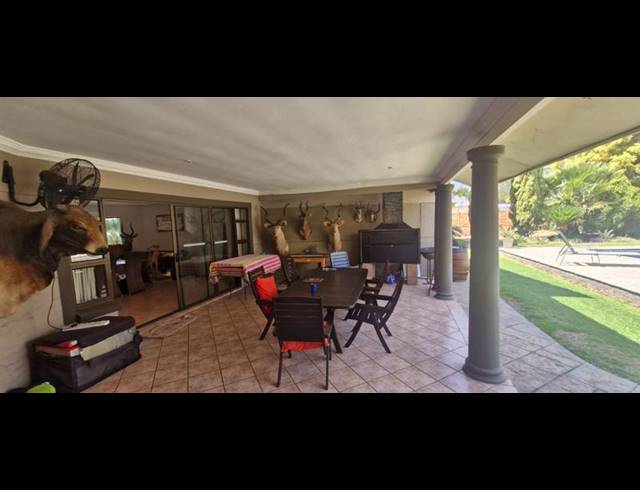 FARM FOR SALE IN RASLOUW AH